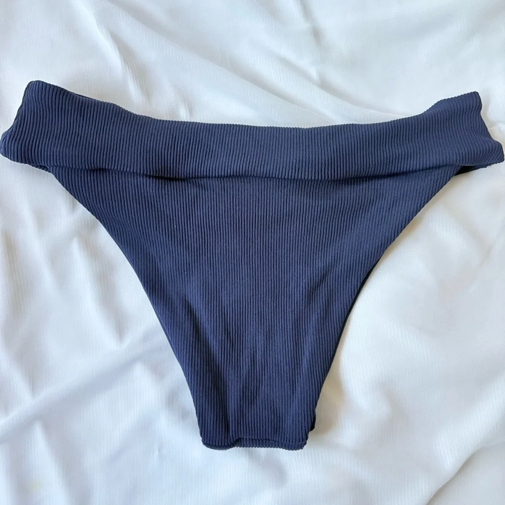 NWOT L*Space Midnight Blue Veronica bikini bottom XS